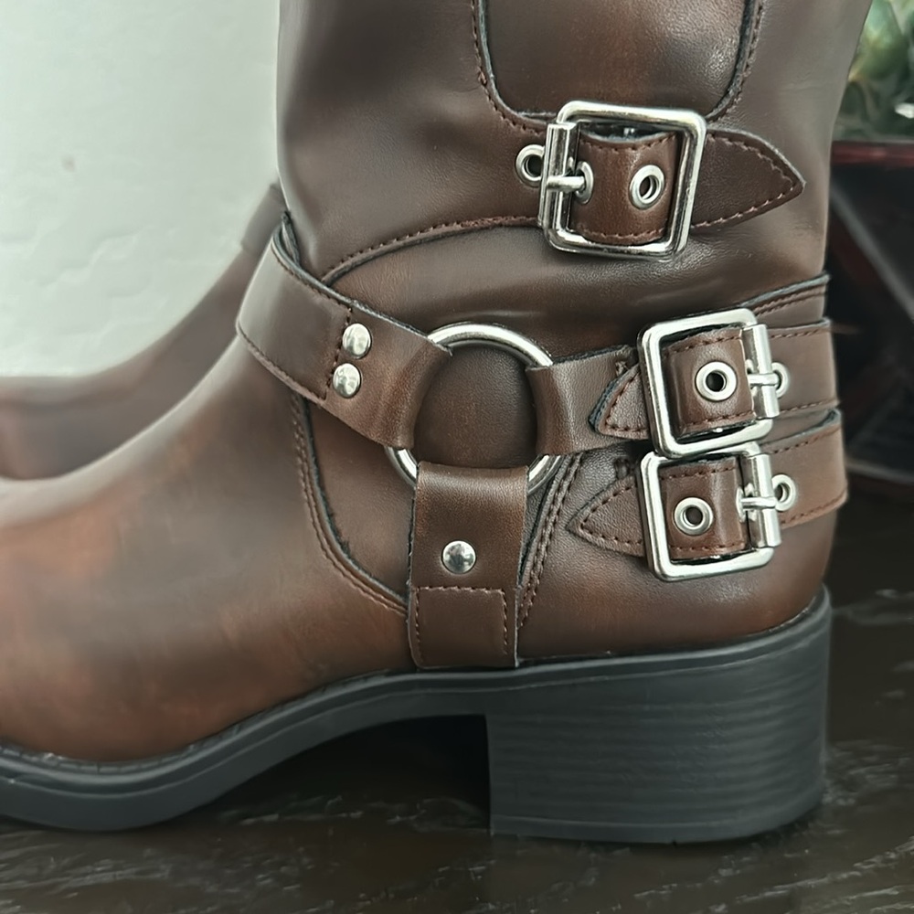 MADDEN GIRL Brown Black with Silver Buckle Tall Boots. Size 11 Vegan Leather - Picture 5 of 16
